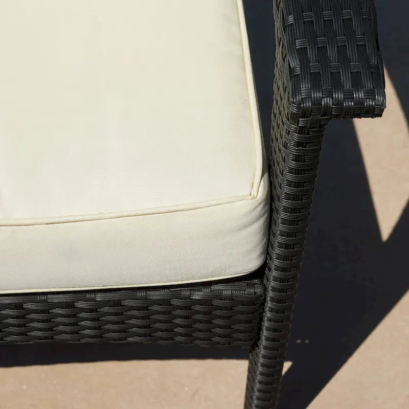 Set da salotto da esterno in vimini Waikiki da 8 pezzi con cuscini di Christopher Knight Home
