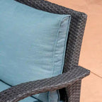 Set da salotto da esterno in vimini Waikiki da 8 pezzi con cuscini di Christopher Knight Home