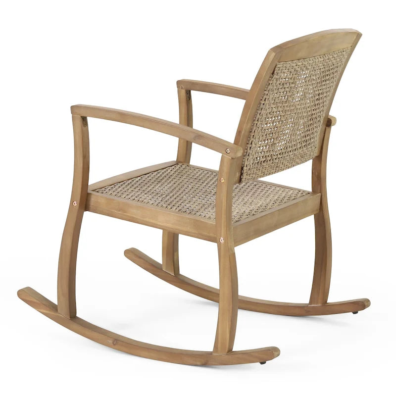 Sedia a dondolo da esterno Welby in legno di acacia e vimini di Christopher Knight Home
