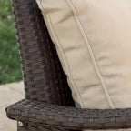 Set da salotto da esterno in vimini a 5 pezzi Honolulu con cuscini di Christopher Knight Home