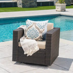 Poltrona girevole Puerta Outdoor in vimini di Christopher Knight Home