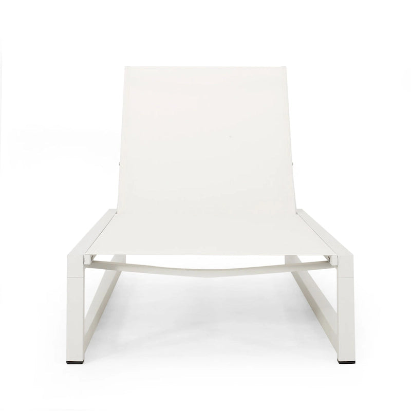 Set di due chaise longue da esterno Modesta in alluminio con tavolino a C di Christopher Knight Home