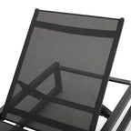 Set di due chaise longue da esterno Modesta in alluminio con tavolino a C di Christopher Knight Home