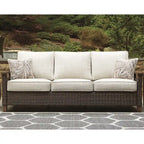 Signature Design by Ashley Paradise Trail Ensemble de sièges d'extérieur 3 pièces marron moyen/beige - 84.38 L x 34 P x 37 H
