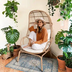 Panier de chaise œuf étroit en osier d'extérieur Moasis avec coussins