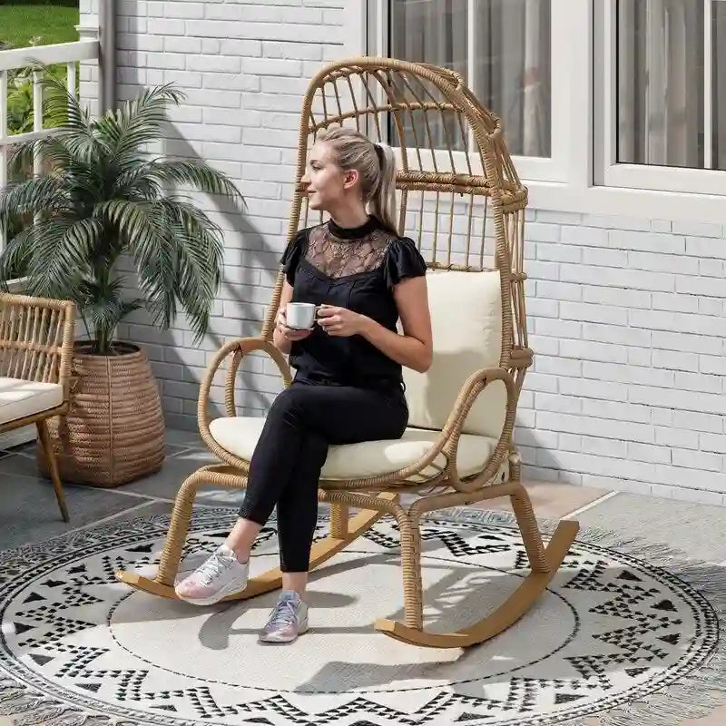 Panier de chaise œuf étroit en osier d'extérieur Moasis avec coussins