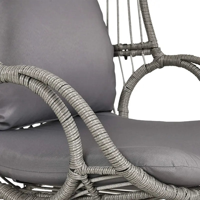 Panier de chaise œuf étroit en osier d'extérieur Moasis avec coussins