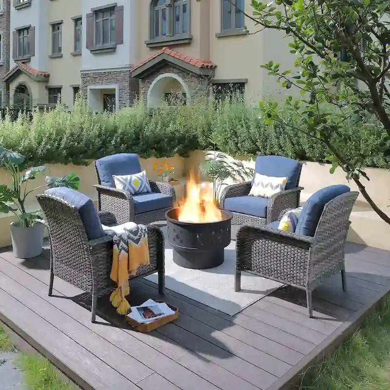 Mobilier de patio en osier XIZZI 5 pièces avec chaises individuelles et foyer