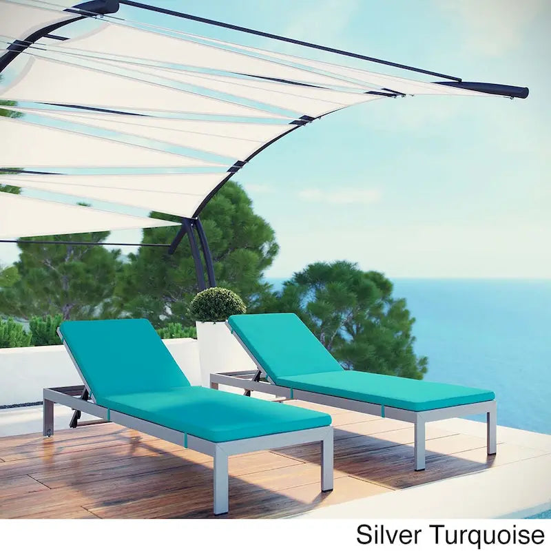 Ensemble de 2 chaises longues de patio extérieures en aluminium Shore avec coussins