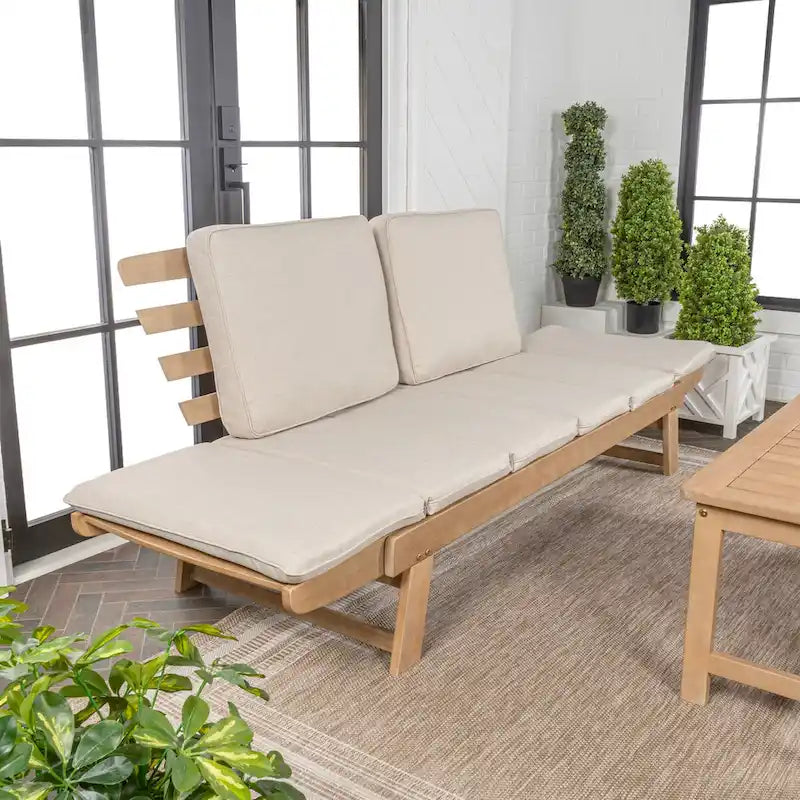 Arwen Divano letto da esterno a 2 posti pieghevole in legno stile scandinavo moderno, beige/teak chiaro di JONATHAN Y