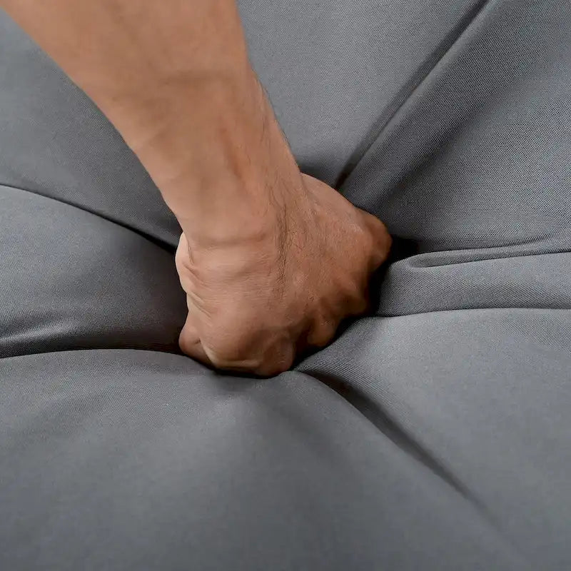 Chaise longue de jardin avec rideaux