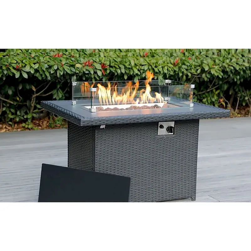 Divano componibile Ohana Outdoor a 8 pezzi in alluminio con cuscini e tavolo con braciere da 42 pollici