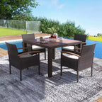 Lot de 2/4 chaises de salle à manger Costway avec accoudoirs en bois d'acacia et cadre en métal robuste