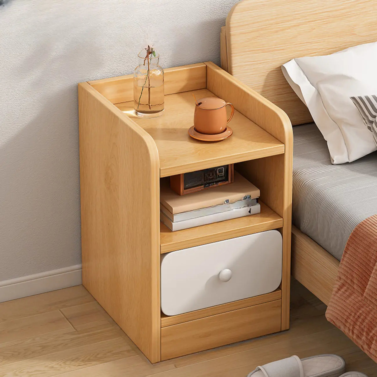 Comodino Semplice Bianco in Legno Naturale a 2 Cassetti